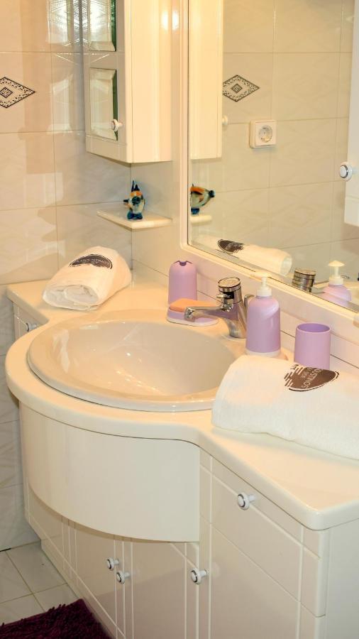 Augoustinos - Sea Side Luxury Apartments Artemida  Dış mekan fotoğraf