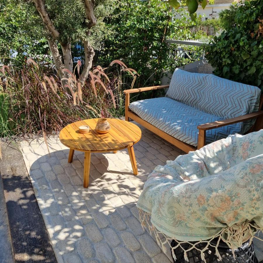 Augoustinos - Sea Side Luxury Apartments Artemida  Dış mekan fotoğraf